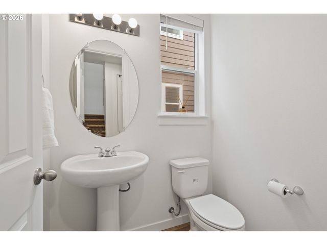 3018 N PIONEER CANYON Dr, Ridgefield, WA 98642