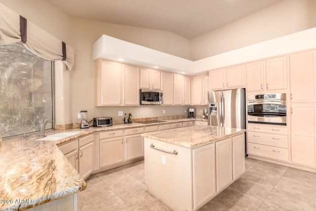16015 N 66TH Street, Scottsdale, AZ 85254