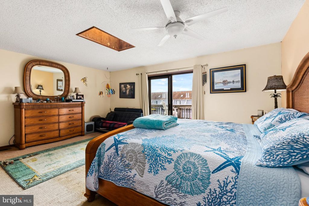 Image 39 of property listing at 617-B BAYSHORE CT #UNIT B, Ocean City, MD 21842