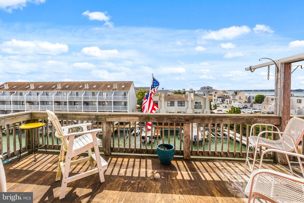 Image 44 of property listing at 617-B BAYSHORE CT #UNIT B, Ocean City, MD 21842