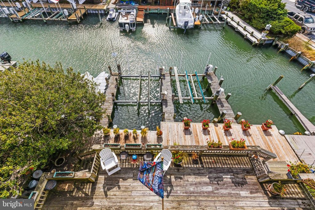 Image 48 of property listing at 617-B BAYSHORE CT #UNIT B, Ocean City, MD 21842