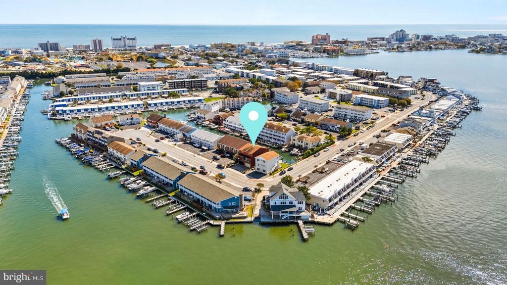 Image 52 of property listing at 617-B BAYSHORE CT #UNIT B, Ocean City, MD 21842
