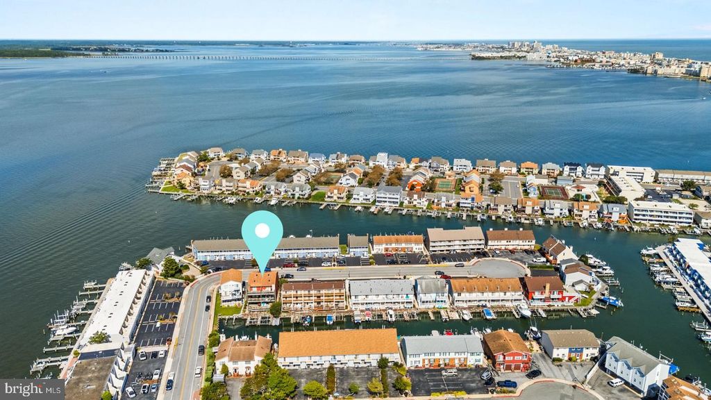 Image 56 of property listing at 617-B BAYSHORE CT #UNIT B, Ocean City, MD 21842