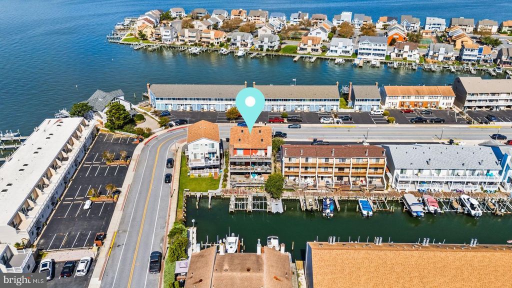 Image 61 of property listing at 617-B BAYSHORE CT #UNIT B, Ocean City, MD 21842