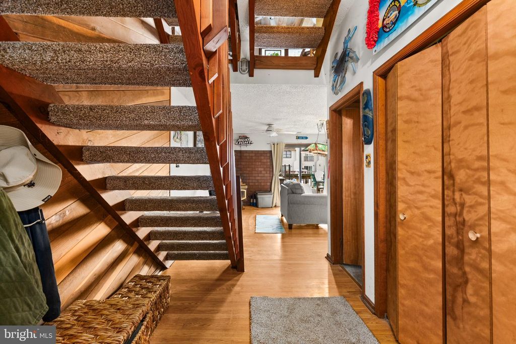 Image 80 of property listing at 617-B BAYSHORE CT #UNIT B, Ocean City, MD 21842