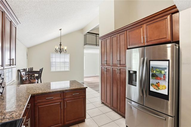 1077 SUMMER LAKES DRIVE, Orlando, FL 32835