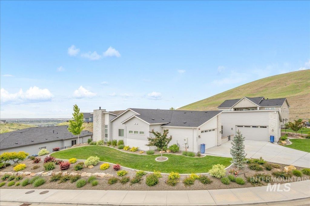 2391 S Trapper Place, Boise, ID 83716 photo 8