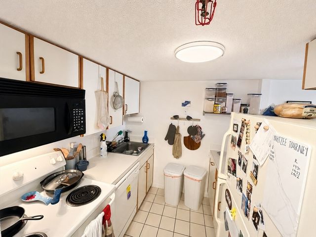 72 Euston Road 302, Boston, MA 02135