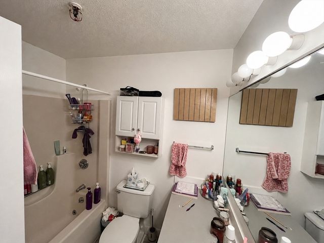 72 Euston Road 302, Boston, MA 02135