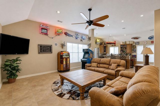 8407 Fm 1371 Road, Bellville, TX 77418
