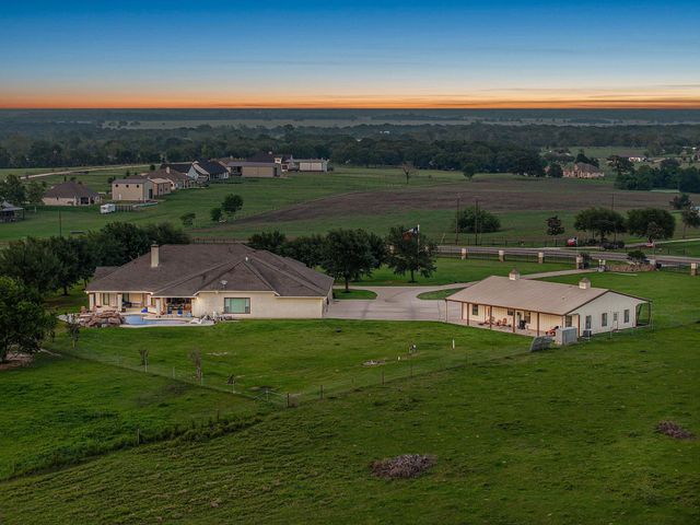 8407 Fm 1371 Road, Bellville, TX 77418
