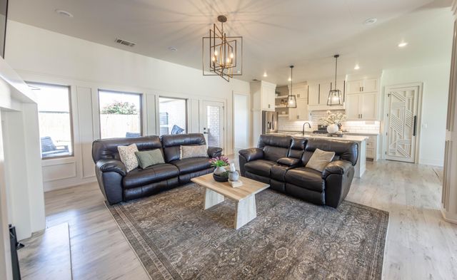 1127 16th Street, Shallowater, TX 79363