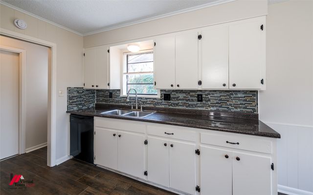 9774 Monticello Drive, Shreveport, LA 71118