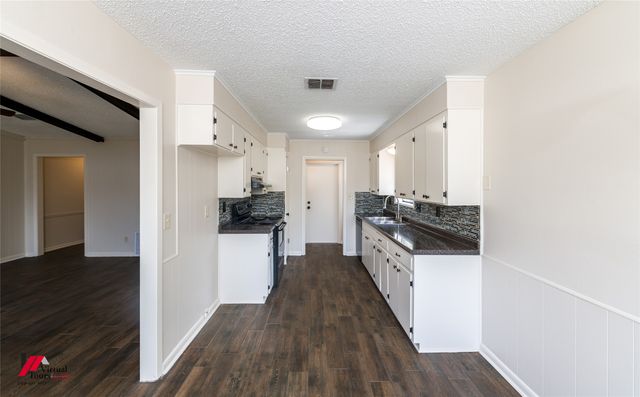 9774 Monticello Drive, Shreveport, LA 71118