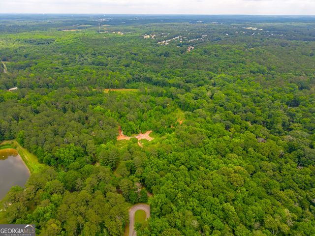 160 Buckingham Drive, Fayetteville, GA 30215