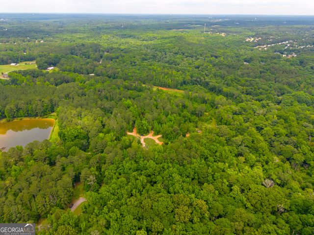 160 Buckingham Drive, Fayetteville, GA 30215