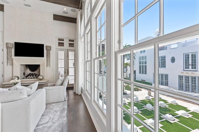 32 Kings Castle Court, Inlet Beach, FL 32461