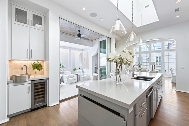 32 Kings Castle Court, Inlet Beach, FL 32461