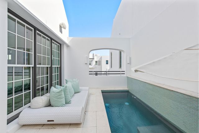 32 Kings Castle Court, Inlet Beach, FL 32461