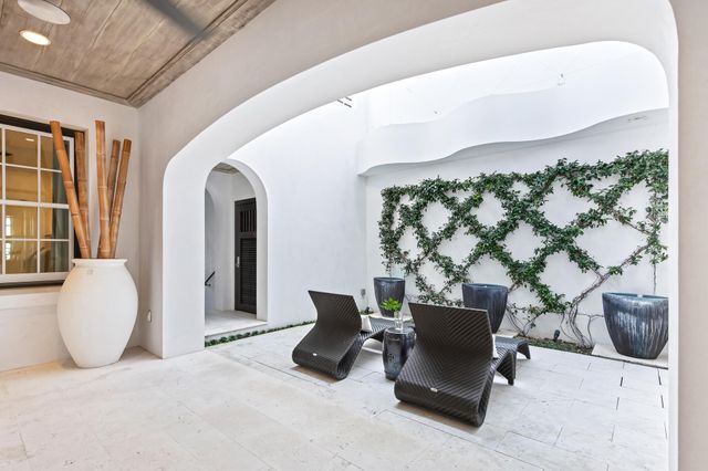 32 Kings Castle Court, Inlet Beach, FL 32461