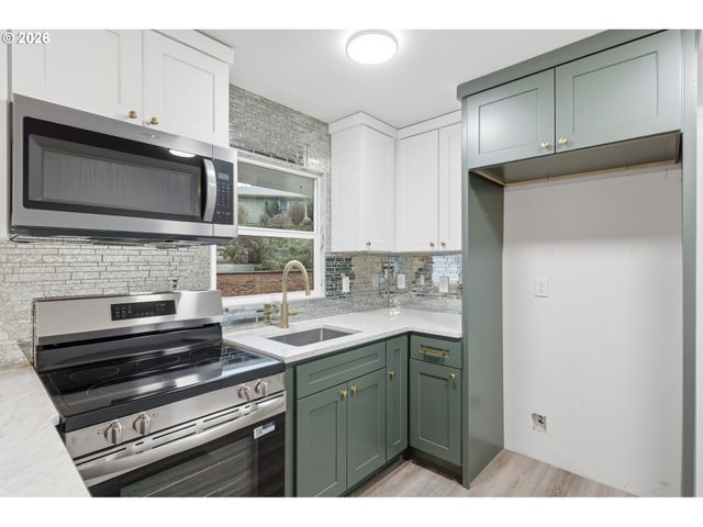 660 Nw NORWOOD St, Camas, WA 98607