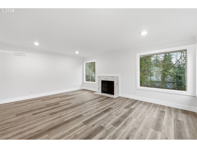 660 Nw NORWOOD St, Camas, WA 98607