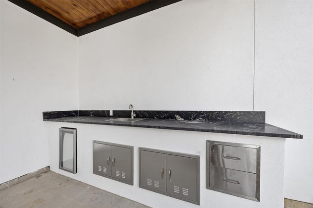 3137 Road 66125, Dayton, TX 77535