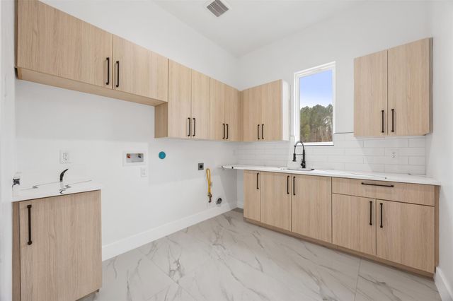 3137 Road 66125, Dayton, TX 77535