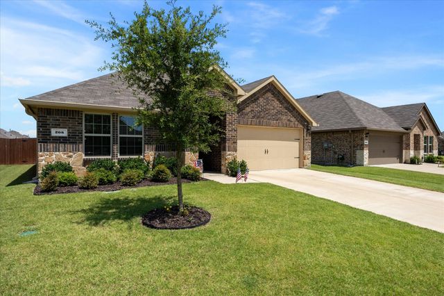 208 Redstone Lane, Caddo Mills, TX 75135