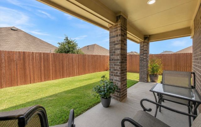 208 Redstone Lane, Caddo Mills, TX 75135