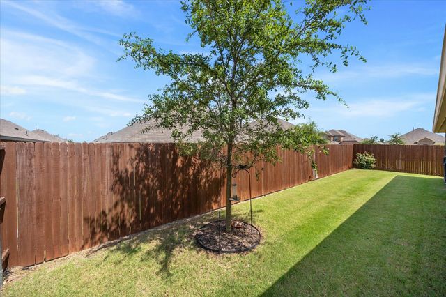 208 Redstone Lane, Caddo Mills, TX 75135