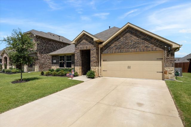208 Redstone Lane, Caddo Mills, TX 75135
