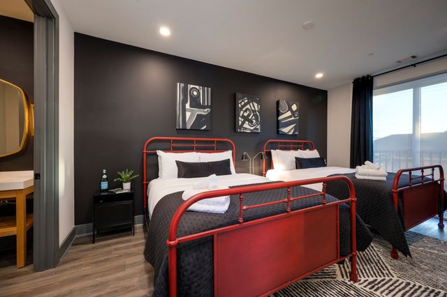 65 Lindsley Ave Apt 203, Nashville, TN 37210