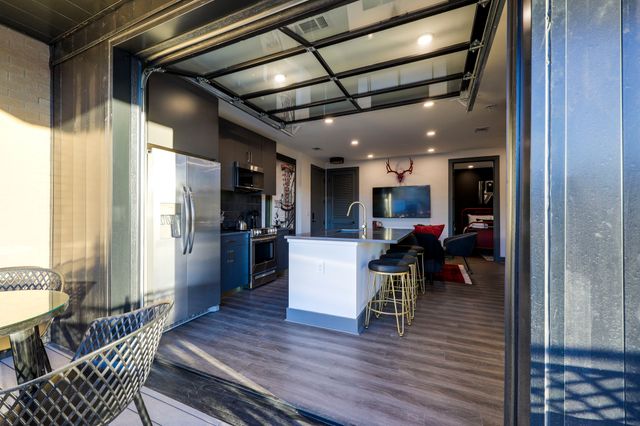 65 Lindsley Ave Apt 203, Nashville, TN 37210