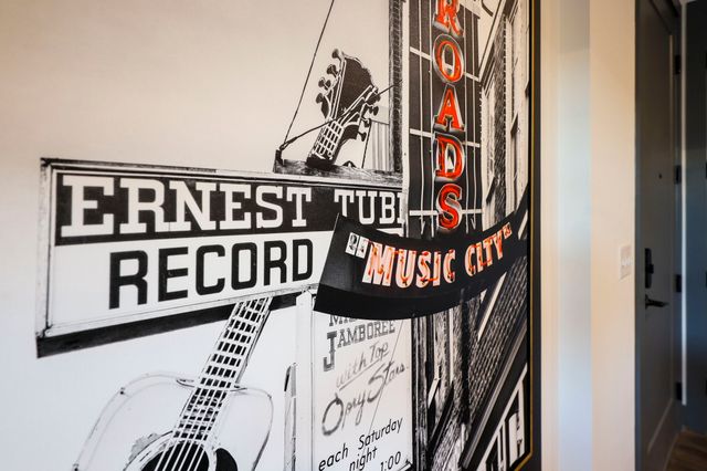 65 Lindsley Ave Apt 203, Nashville, TN 37210