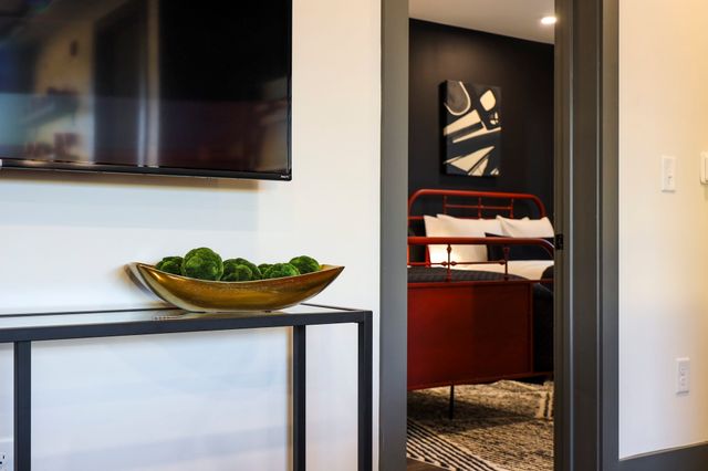 65 Lindsley Ave Apt 203, Nashville, TN 37210