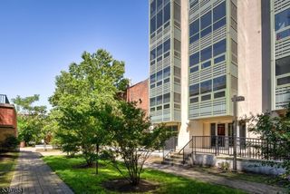 689 Luis Munoz Marin Blvd 1010, Jersey City, NJ 07310