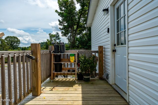 595 Summerville Road, Kingsport, TN 37663