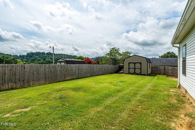595 Summerville Road, Kingsport, TN 37663