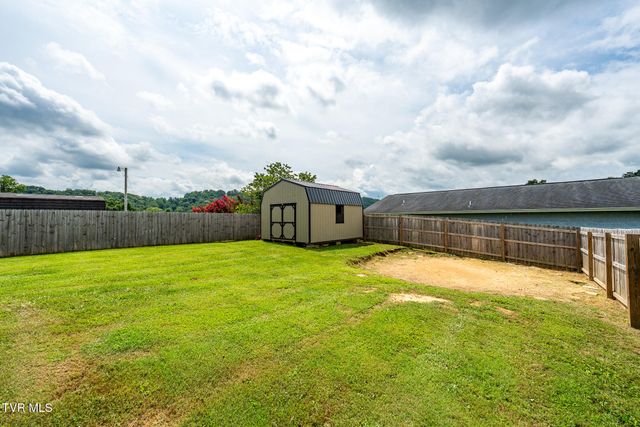 595 Summerville Road, Kingsport, TN 37663