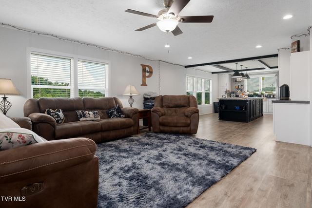 595 Summerville Road, Kingsport, TN 37663