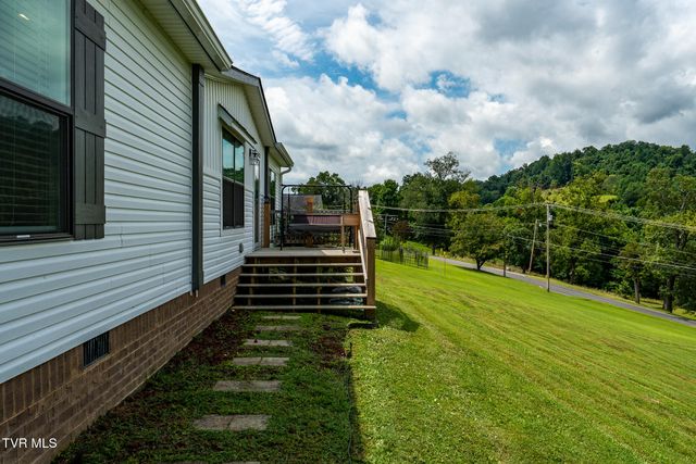 595 Summerville Road, Kingsport, TN 37663