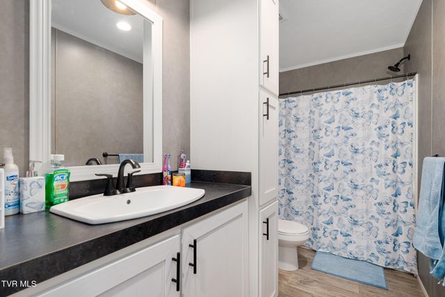 595 Summerville Road, Kingsport, TN 37663