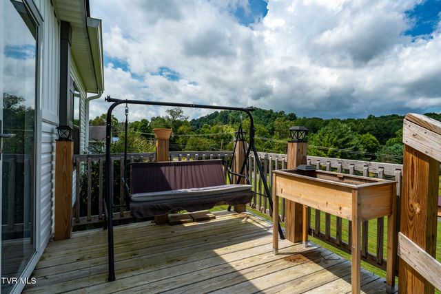 595 Summerville Road, Kingsport, TN 37663