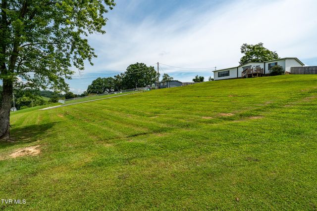 595 Summerville Road, Kingsport, TN 37663