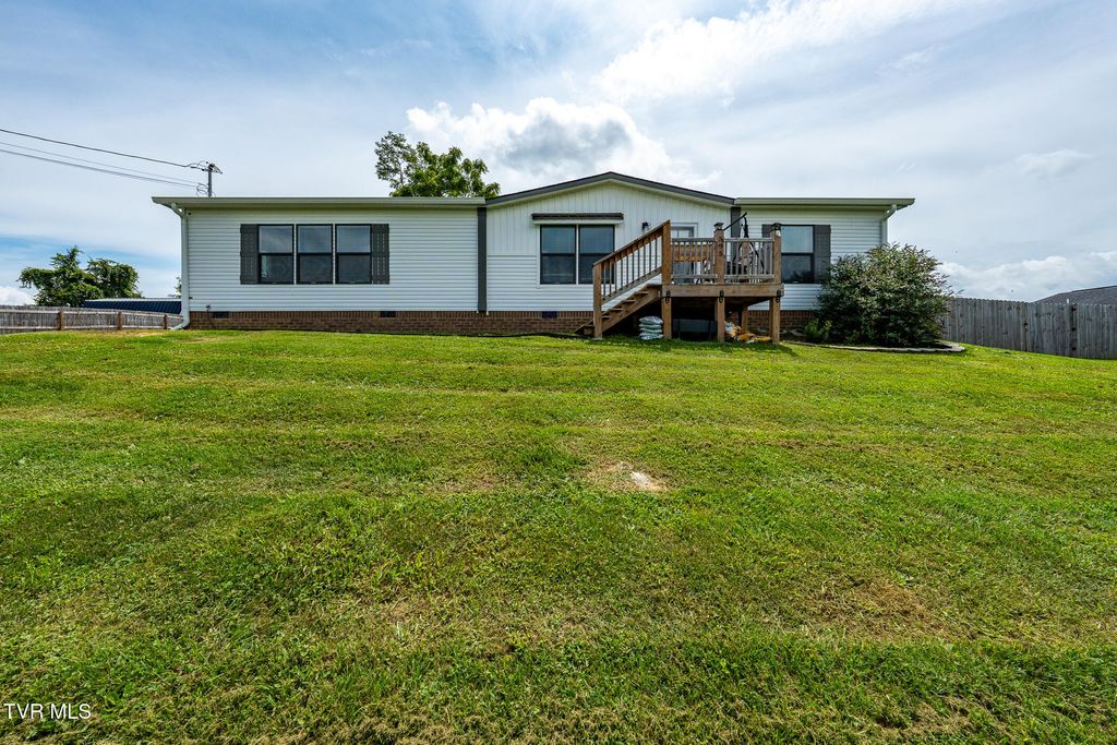 595 Summerville Road, Kingsport, TN 37663