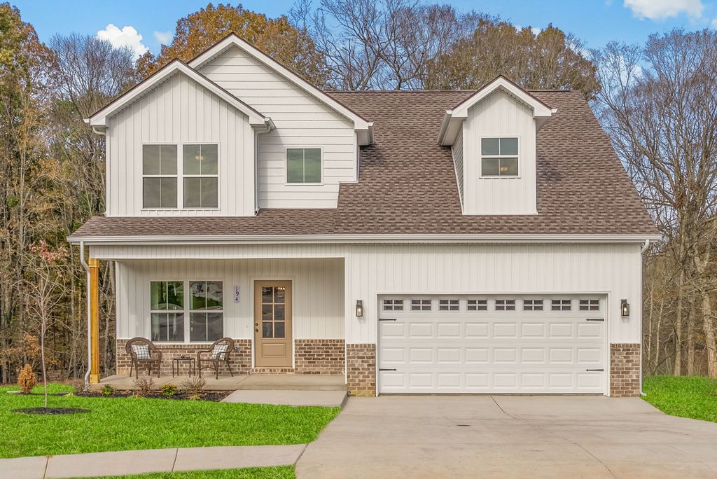 194 Dewberry Ct, Clarksville, TN 37042