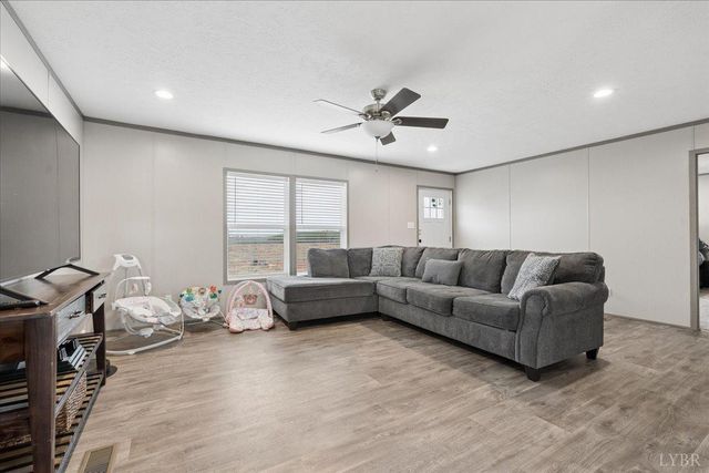 1166 Throckmorton Trail, Scottsburg, VA 24589