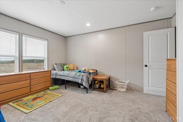 1166 Throckmorton Trail, Scottsburg, VA 24589