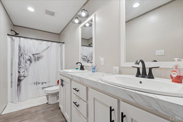 1166 Throckmorton Trail, Scottsburg, VA 24589